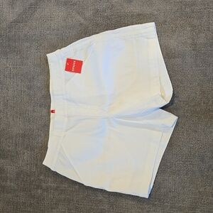 NWT Spanx White Shorts 6"
